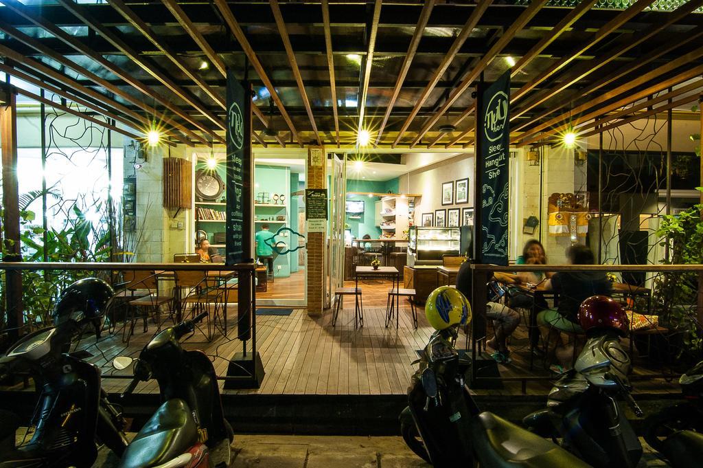 Nau Here Hostel كوتا المظهر الخارجي الصورة