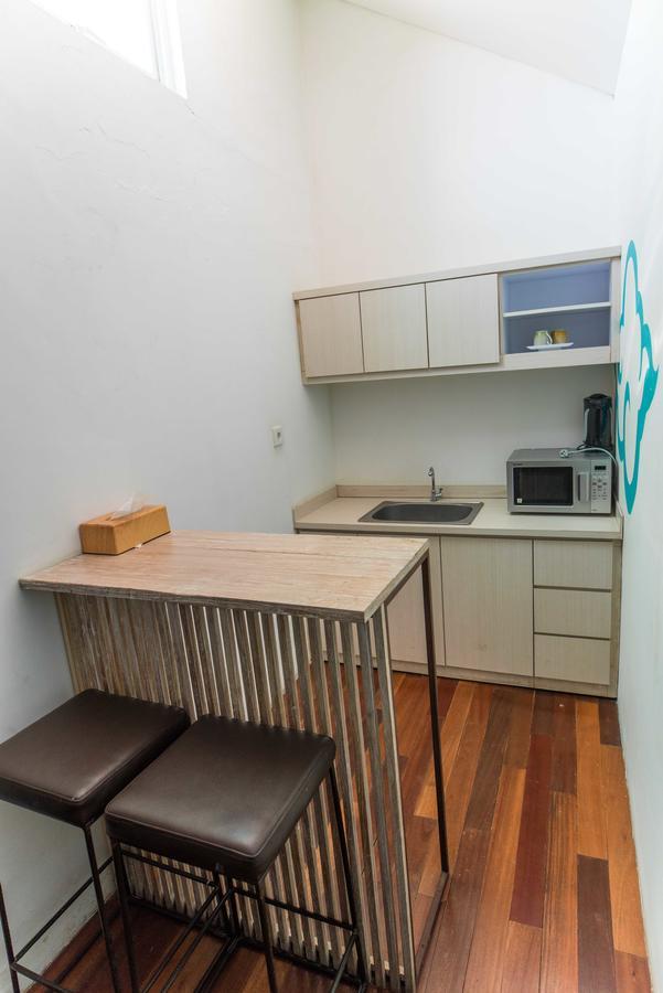 Nau Here Hostel كوتا المظهر الخارجي الصورة
