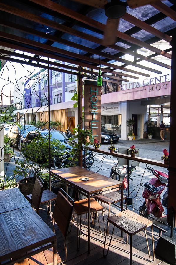 Nau Here Hostel كوتا المظهر الخارجي الصورة