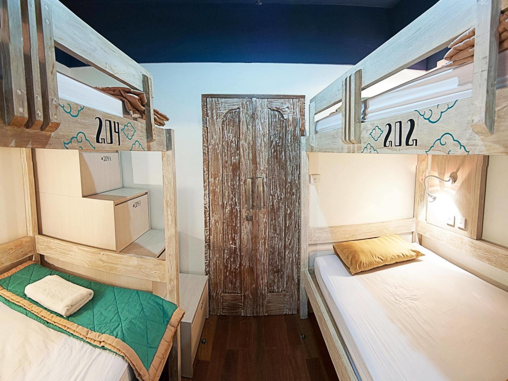 Nau Here Hostel كوتا المظهر الخارجي الصورة
