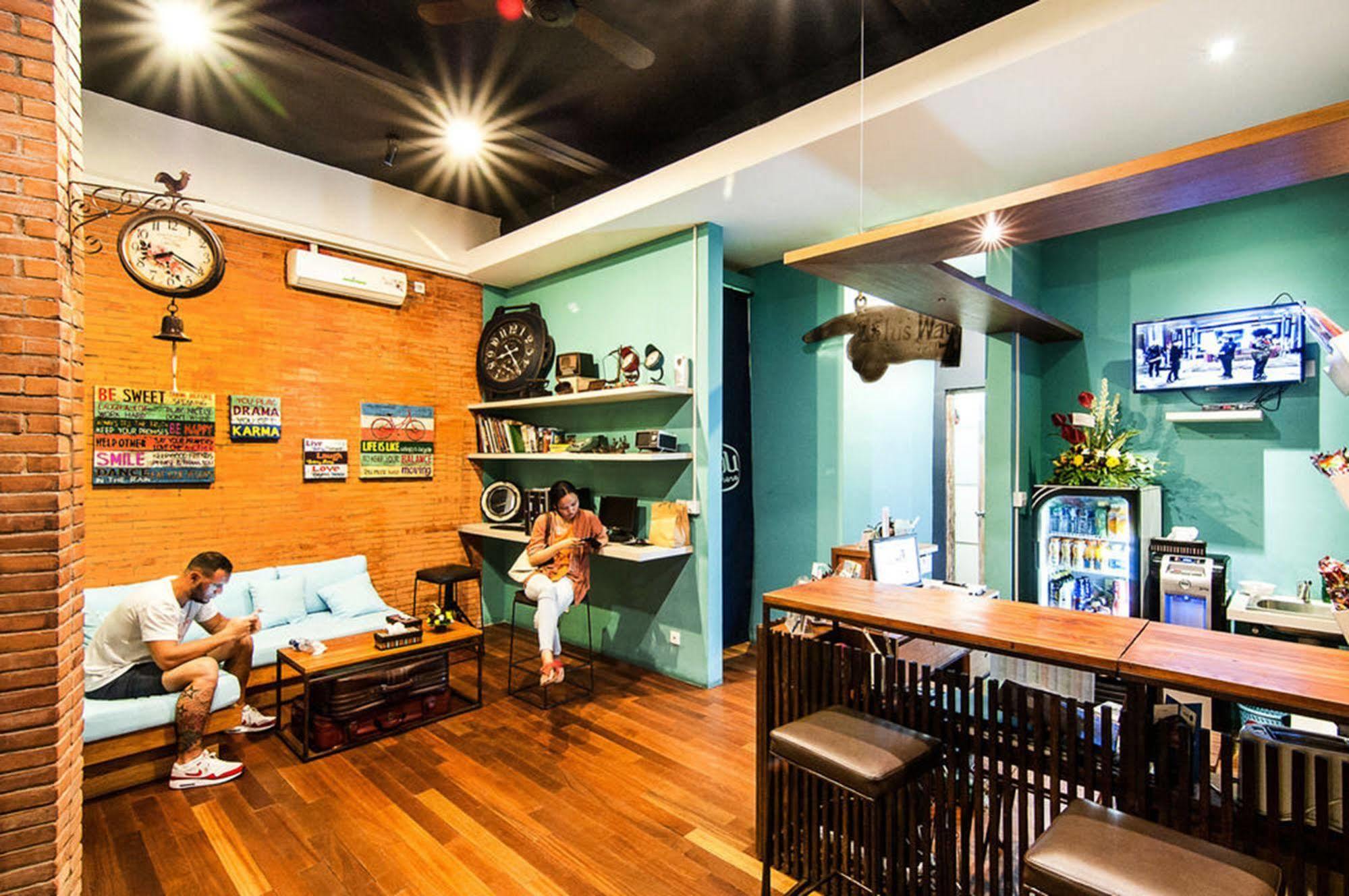 Nau Here Hostel كوتا المظهر الخارجي الصورة
